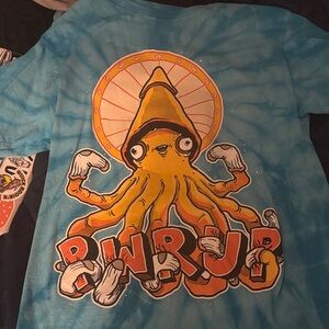 Blue Squid Graphic T-Shirt pwrup band